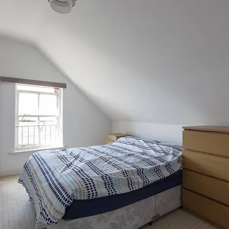 Christchurch - La Rochelle Duplex Apartment Dublin
